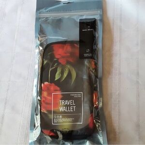 🧳 HERSHEL Travel Wallet NWT